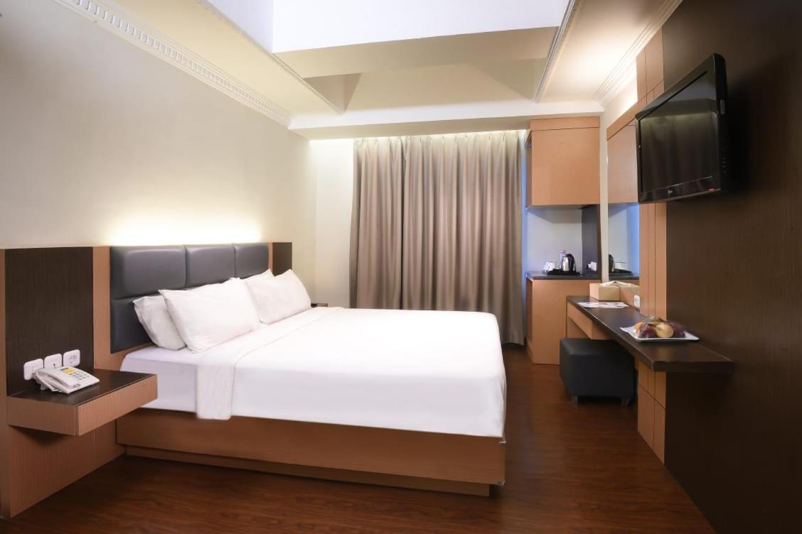 D'Senopati Malioboro Grand Hotel Джокьякарта Экстерьер фото