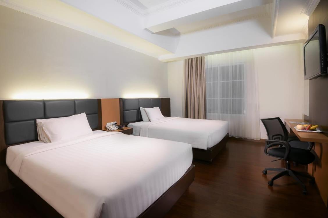 D'Senopati Malioboro Grand Hotel Джокьякарта Экстерьер фото