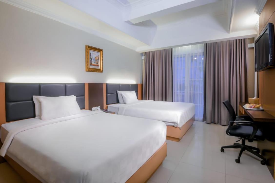 D'Senopati Malioboro Grand Hotel Джокьякарта Экстерьер фото