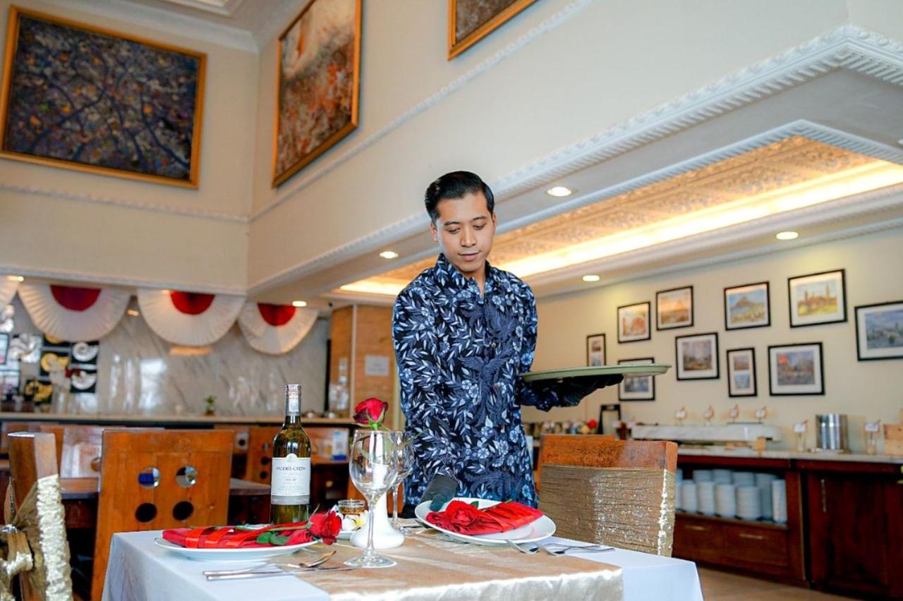 D'Senopati Malioboro Grand Hotel Джокьякарта Экстерьер фото