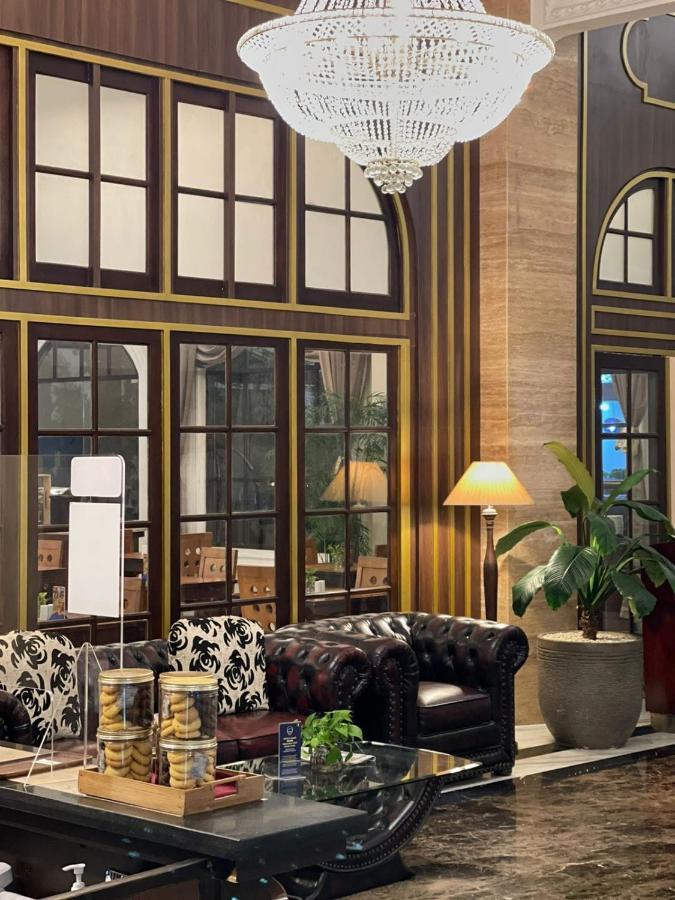 D'Senopati Malioboro Grand Hotel Джокьякарта Экстерьер фото