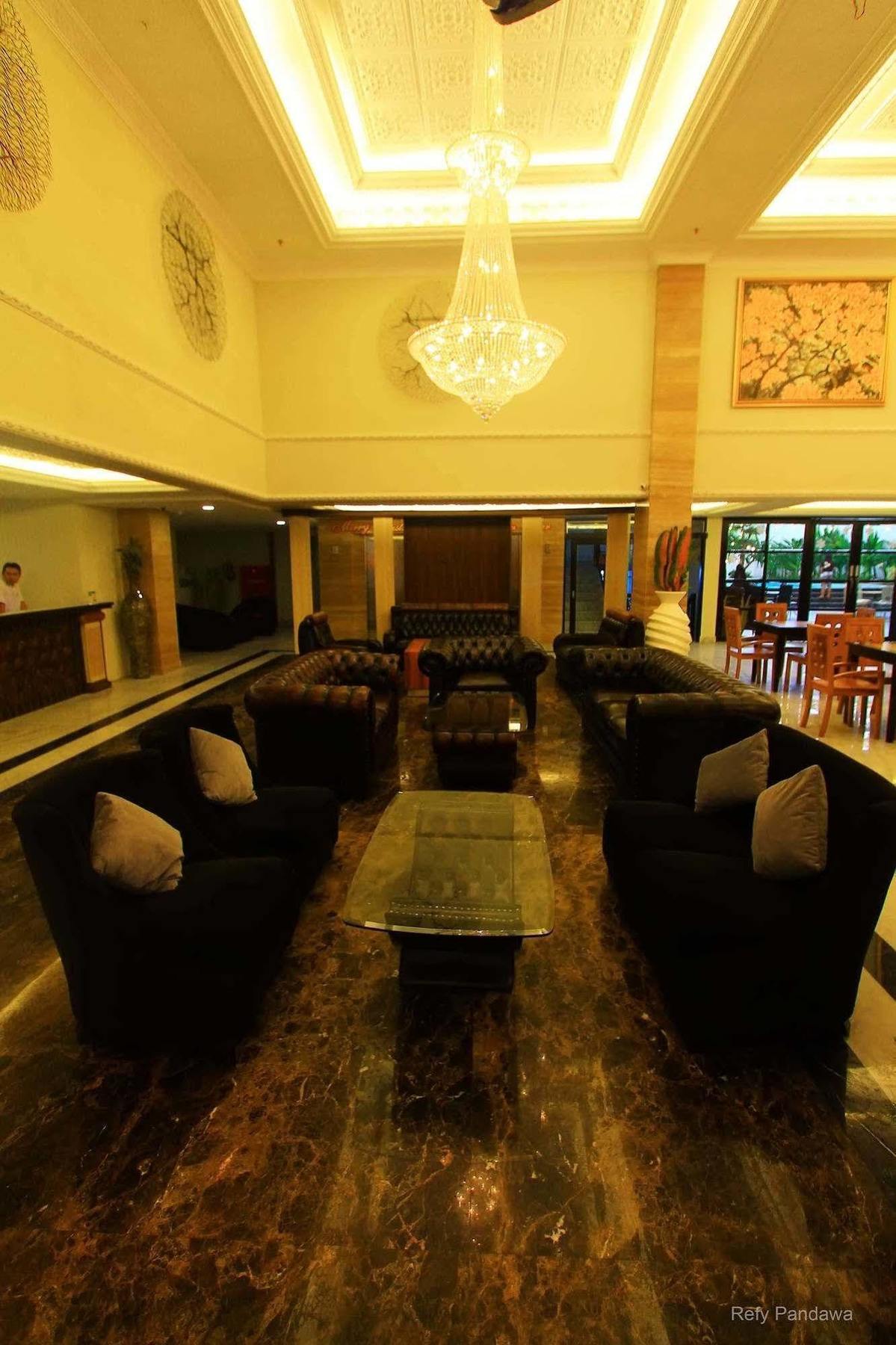 D'Senopati Malioboro Grand Hotel Джокьякарта Экстерьер фото
